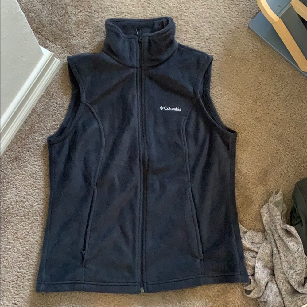 Columbia vest